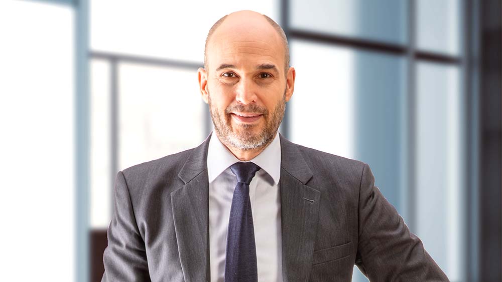 Manažér nemocnice sa zameriava na náklady vďaka službe Fleet Care